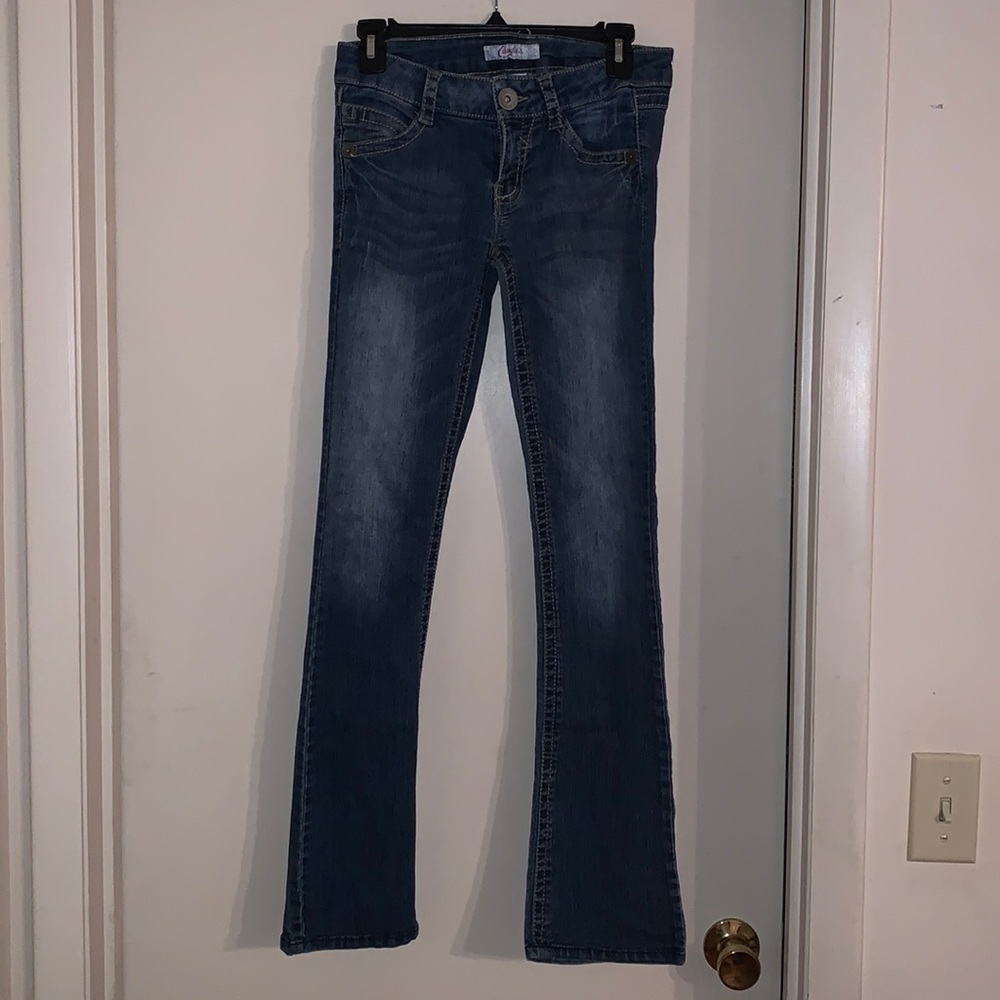 💸 3/$25 Candies bootcut Jeans - Picture 2 of 7